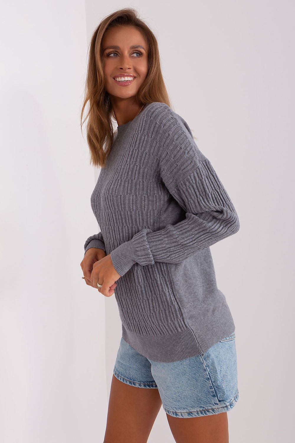 Jumper model 185727 AT