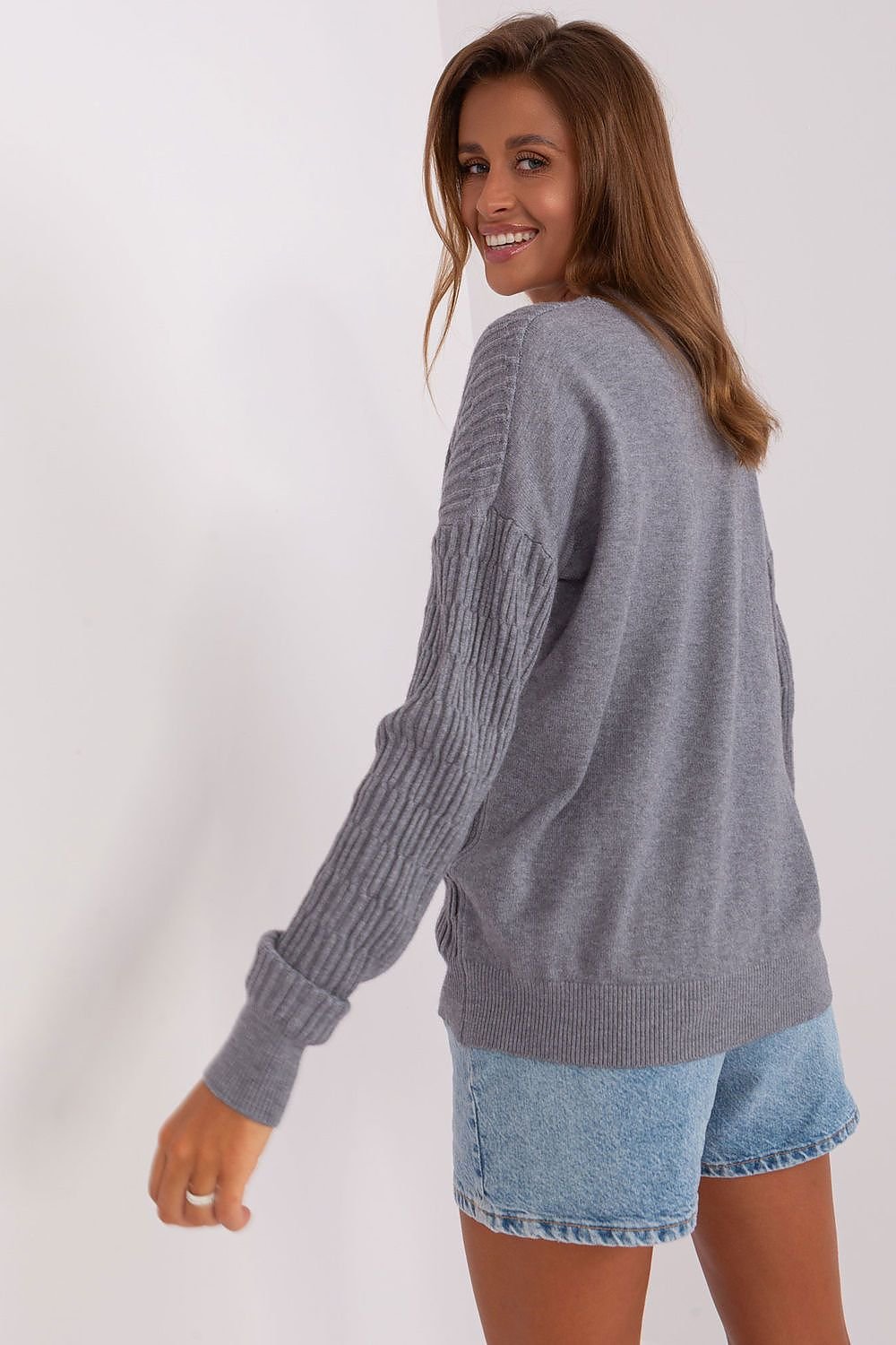 Jumper model 185727 AT