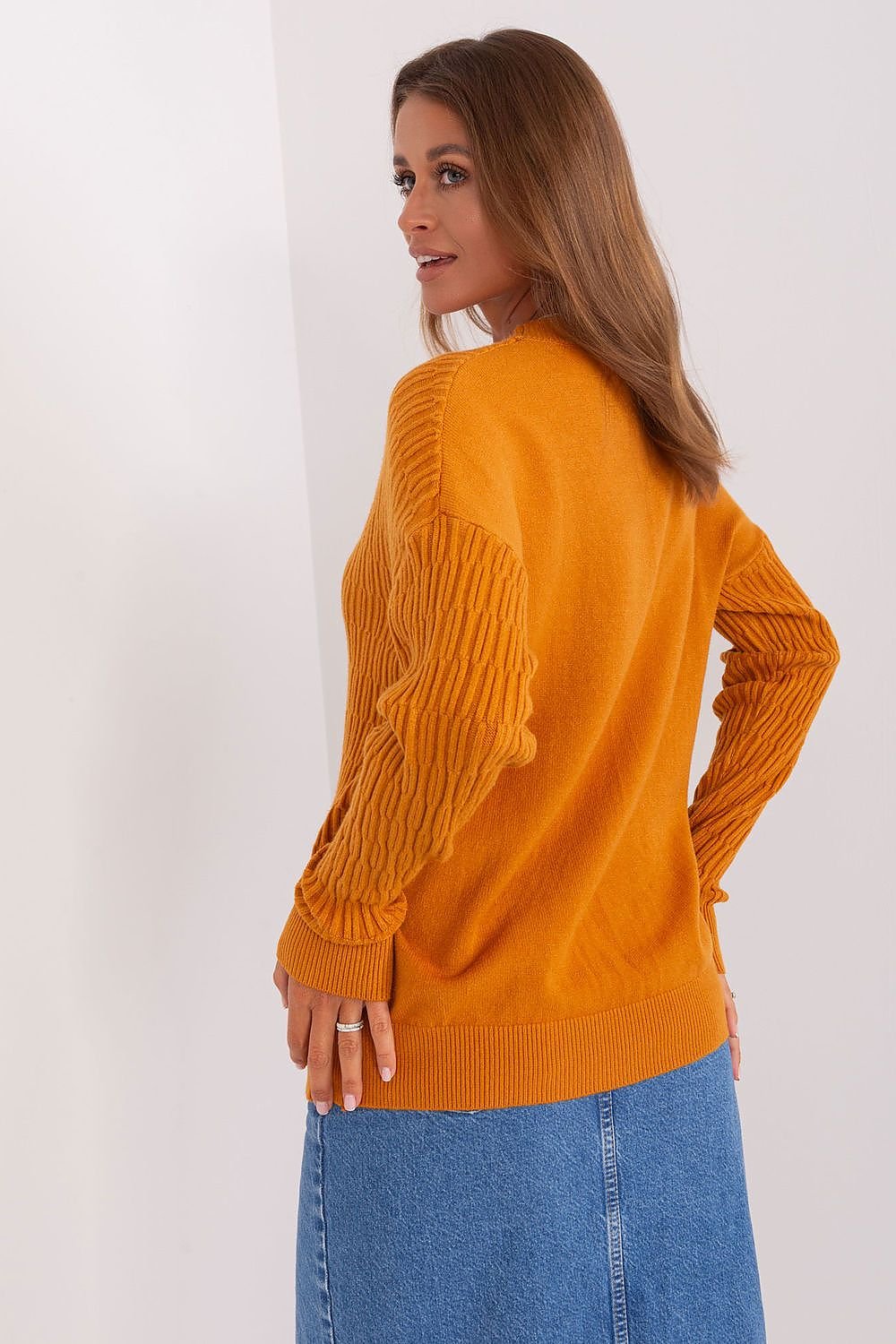 Jumper model 185727 AT